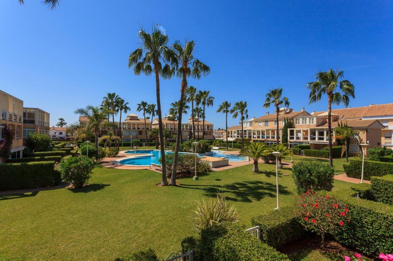 Apartamento playa con piscina y terraza en urbanizacion de lujo Dénia Exterior foto