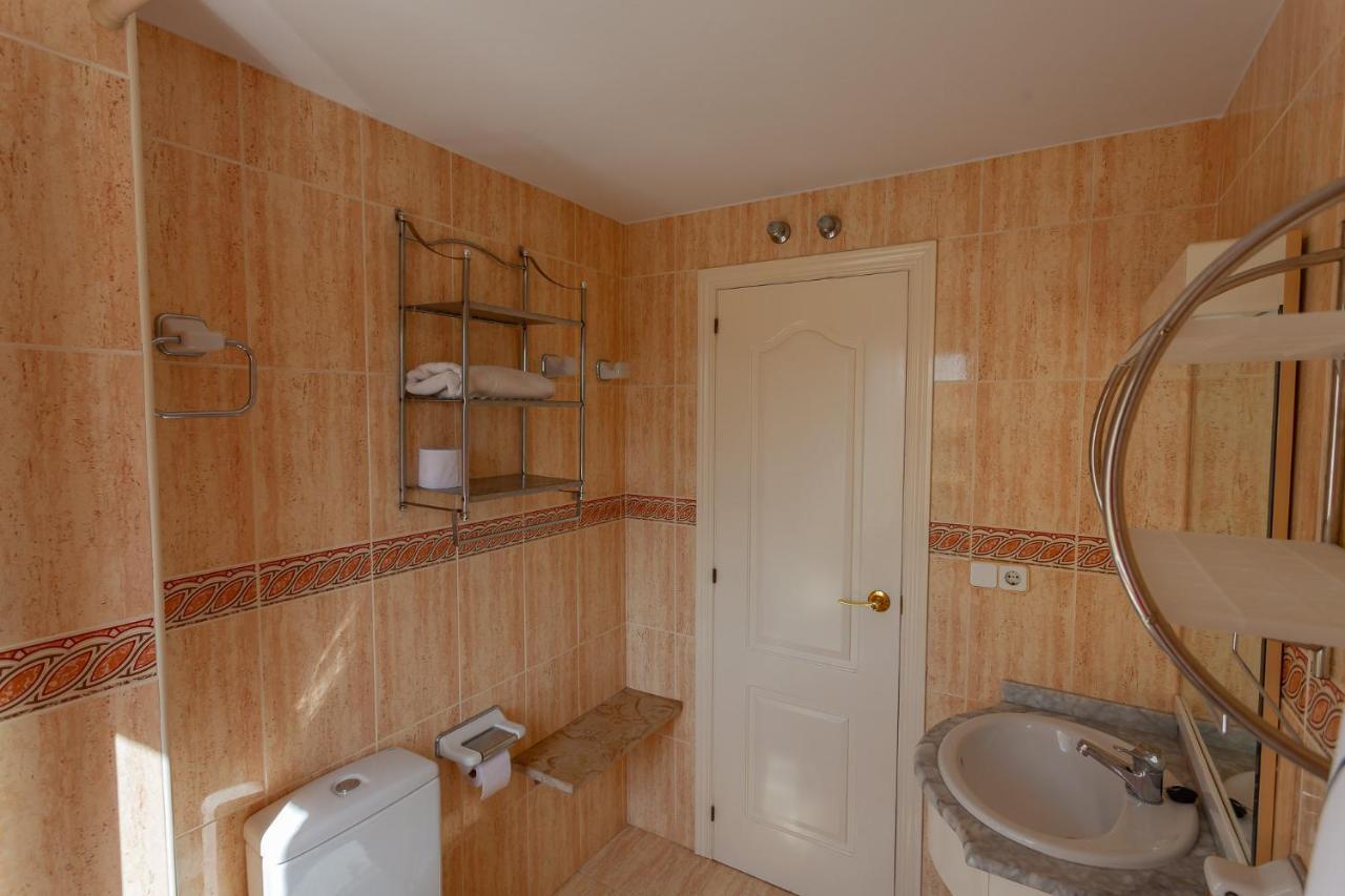 Apartamento playa con piscina y terraza en urbanizacion de lujo Dénia Exterior foto